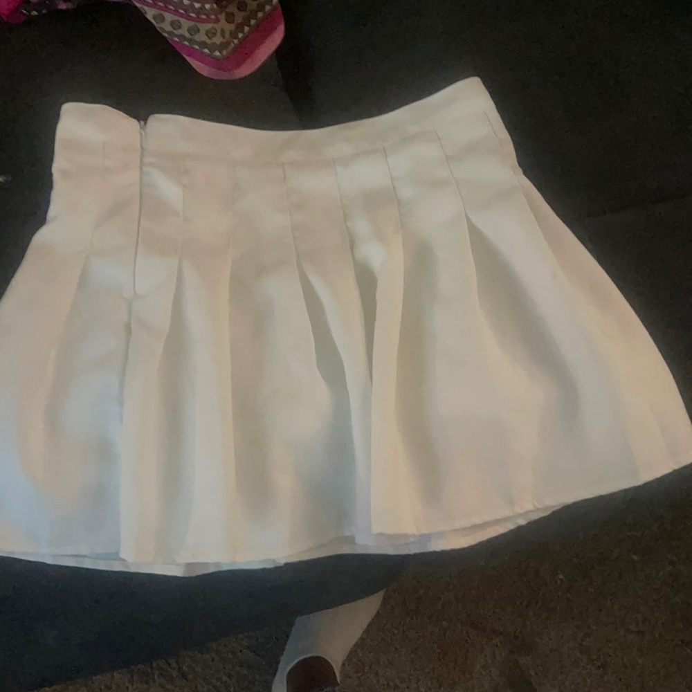 White tennis skirt small